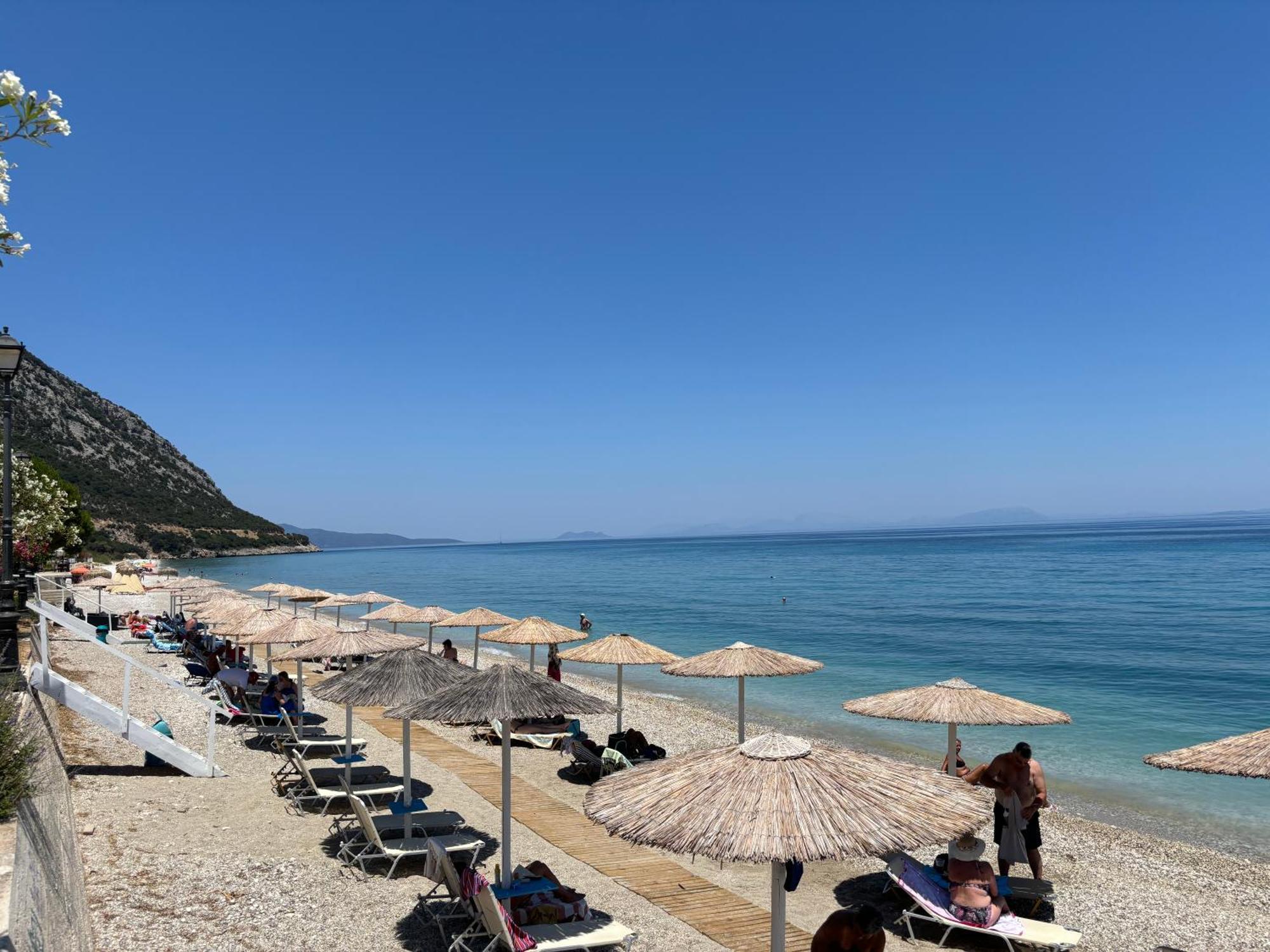 Friderica House Hotel Poros  Exterior photo