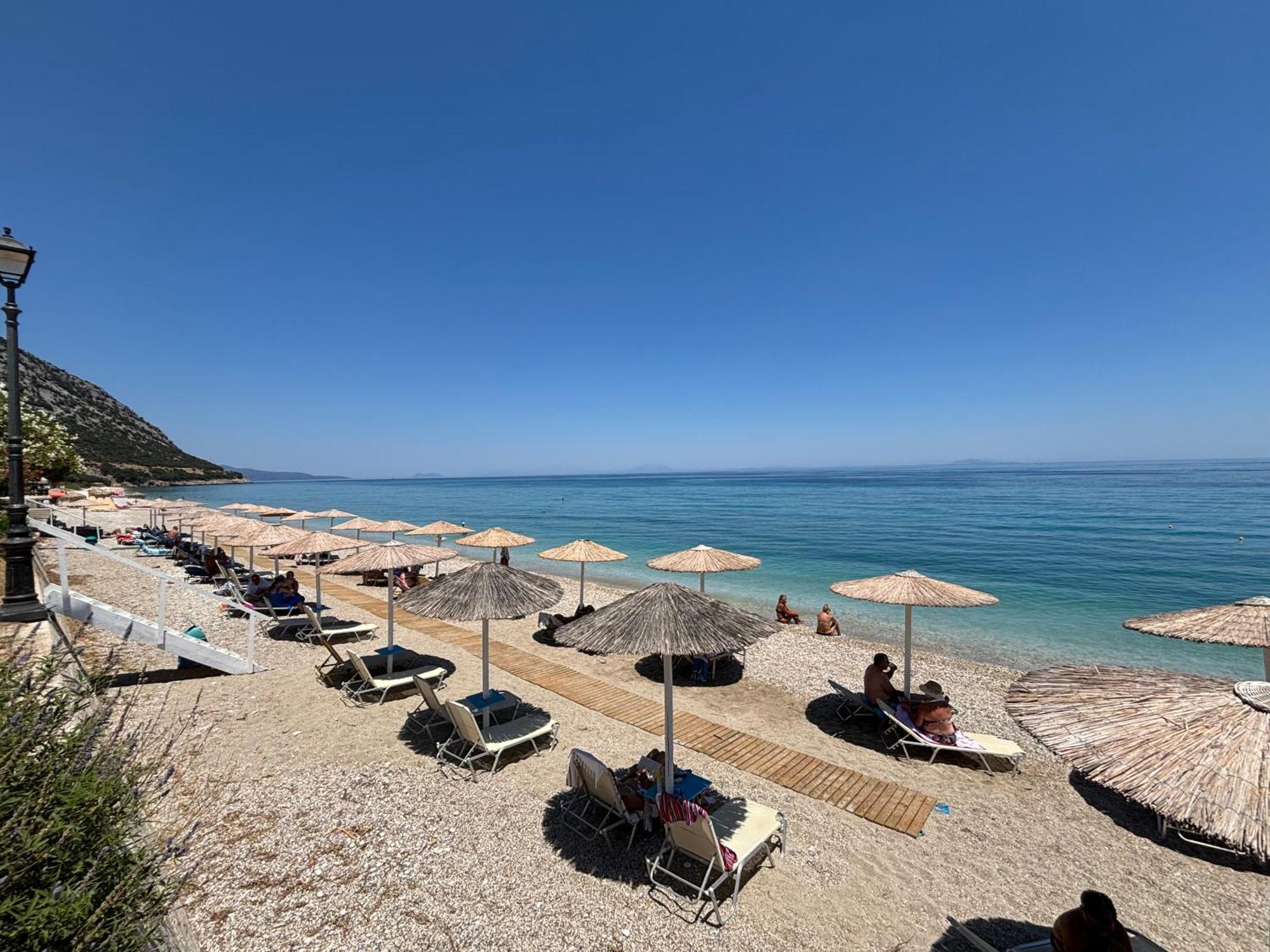 Friderica House Hotel Poros  Exterior photo